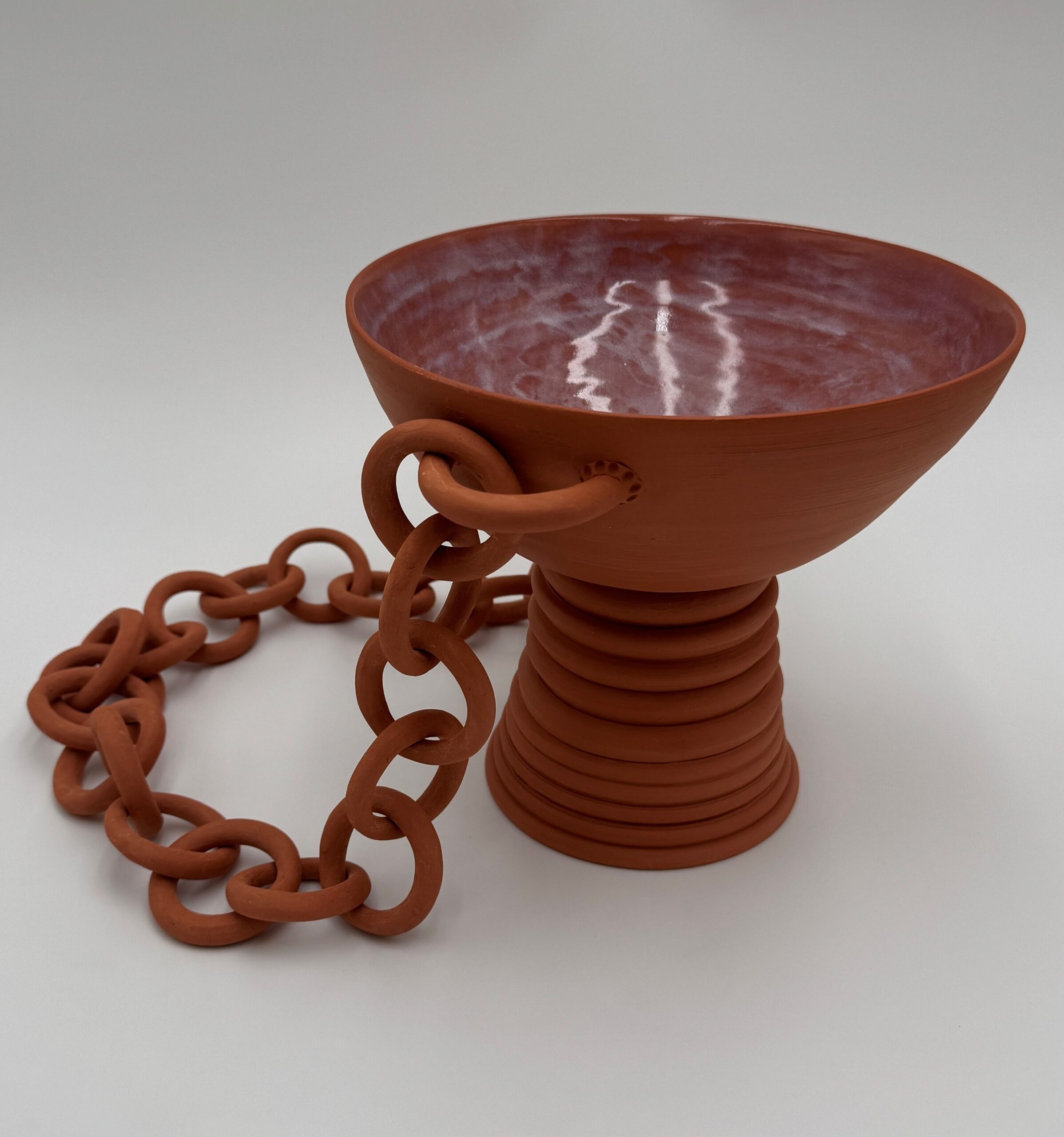 Single Chain Vase - Image 2
